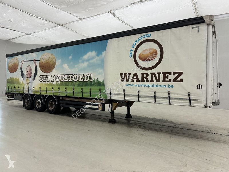 Tautliner semi-trailer