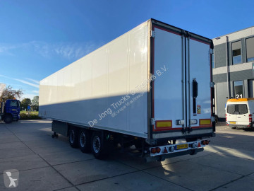 Schmitz Cargobull mono temperature refrigerated semi-trailer