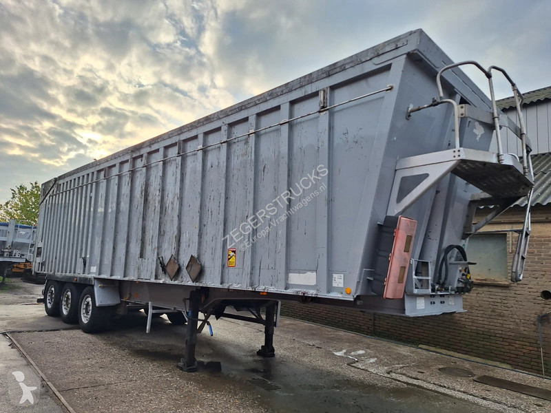Benalu C34CN 62cub semi-trailer