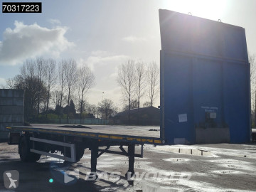 Fruehauf flatbed semi-trailer