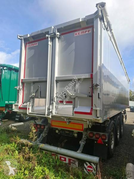 Kempf SKM39-3 AK semi-trailer