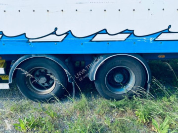 Semi remorque fourgon polyfond Fruehauf