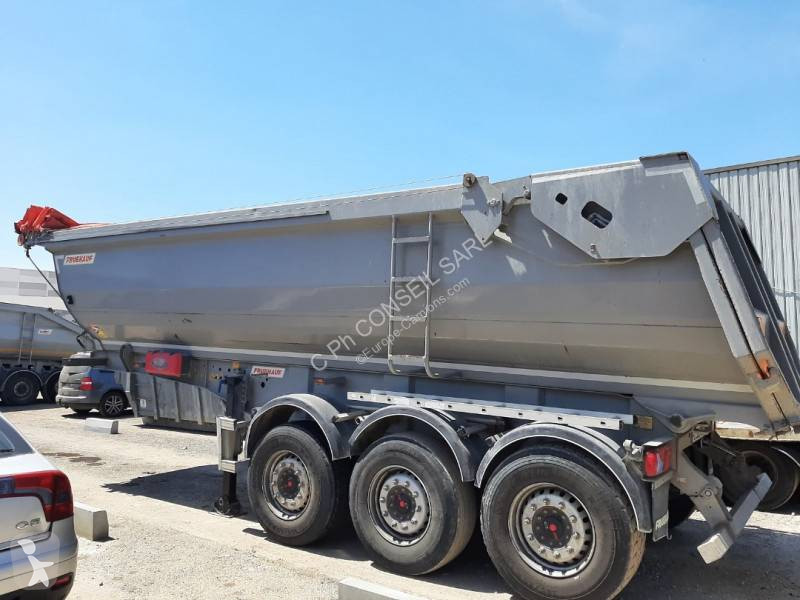 Semi remorque Fruehauf BENNE TP 3 ESSIEUX