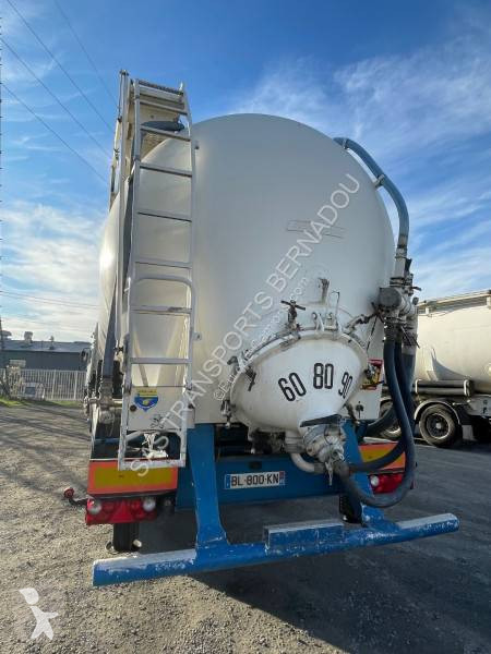 Semitrailer Spitzer