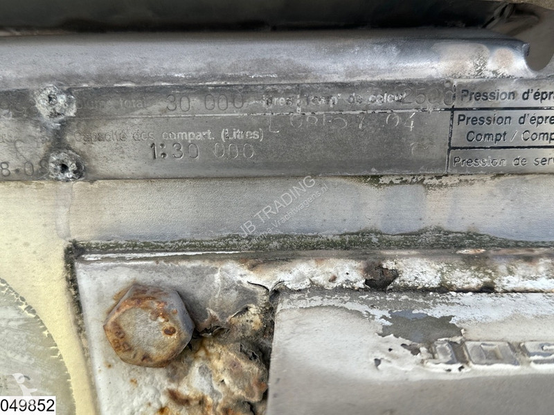 Semi reboque Magyar Bitum 30000 Liter, 1...