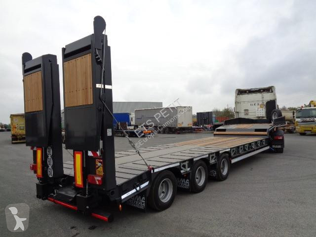 Semitrailer Castera  Porte Engin 3 essieux