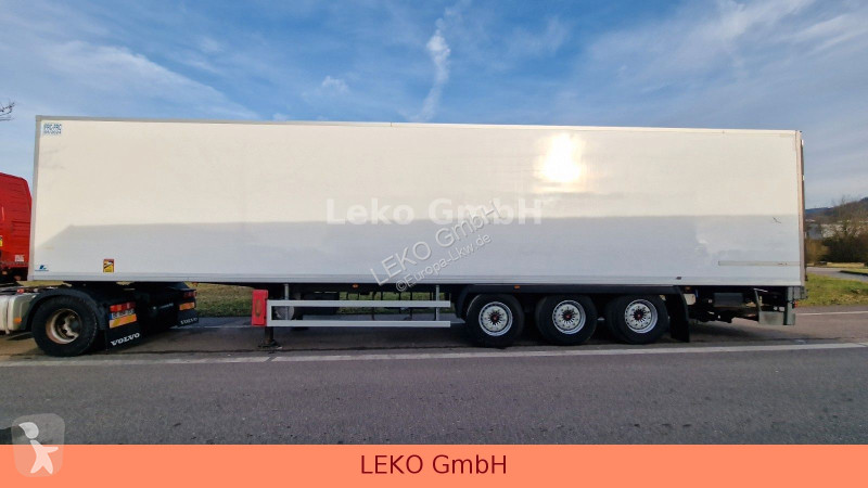 نصف مقطورة Fruehauf Frigo Semi 38T Vector...