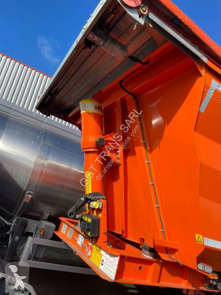 Semitrailer Stas