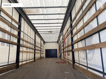 Semitrailer skjutbara ridåer (flexibla skjutbara sidoväggar) Krone