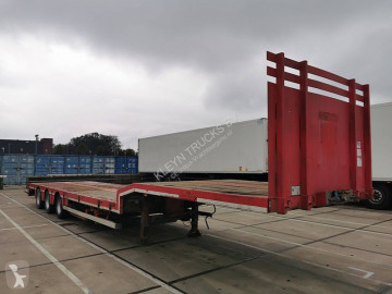 Semitrailer maskinbärare Nooteboom