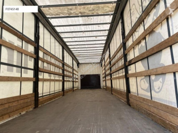 Semitrailer skjutbara ridåer (flexibla skjutbara sidoväggar) Krone