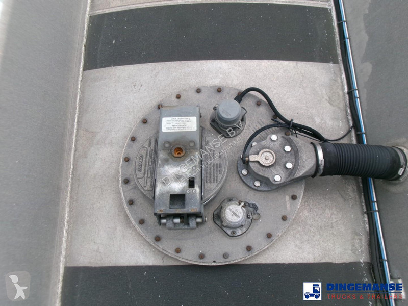 Félpótkocsi  Fuel tank alu 42.8 m3 / 6 comp + pump