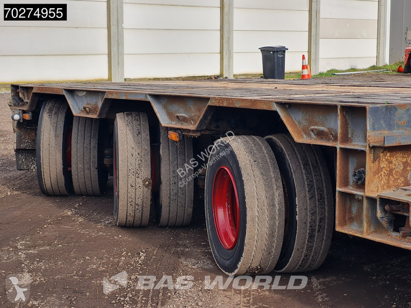 Semitrailer Goldhofer STZ-TL3029/80 3 axles...