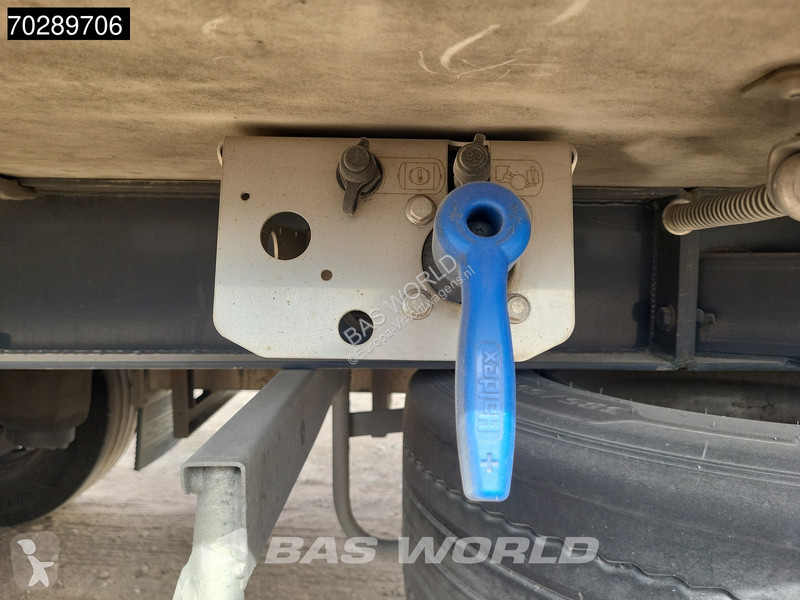 Semitrailer Chereau Thermoking SLXe 300 3 axles...