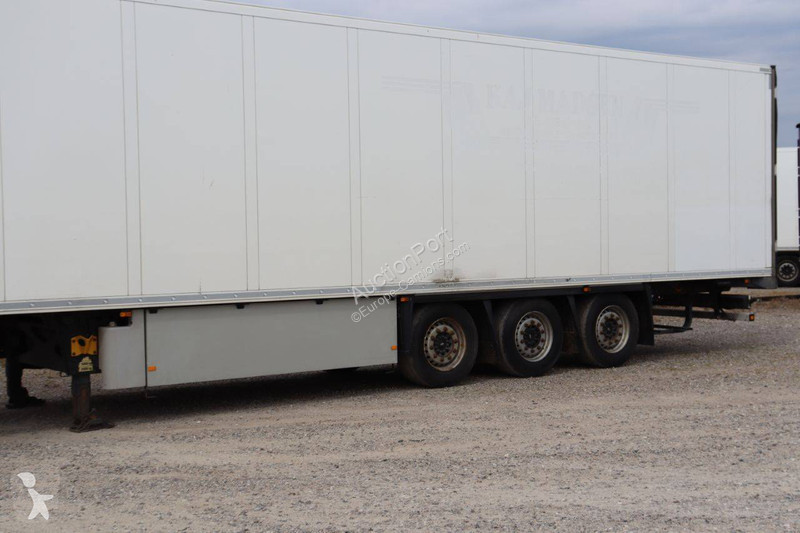 Semirremolque Schmitz Cargobull SCB*S3B