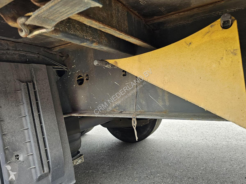 Semitrailer Krone 27 | SAF DISC | NICE CHASSIS .