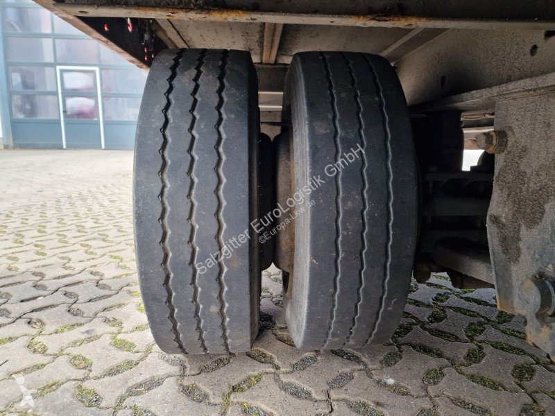 نصف مقطورة Fliegl SZS 270