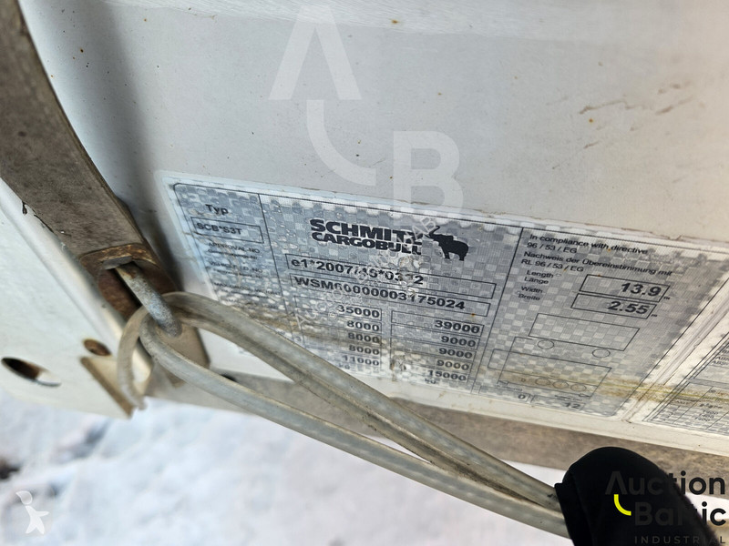 نصف مقطورة Schmitz Cargobull 24