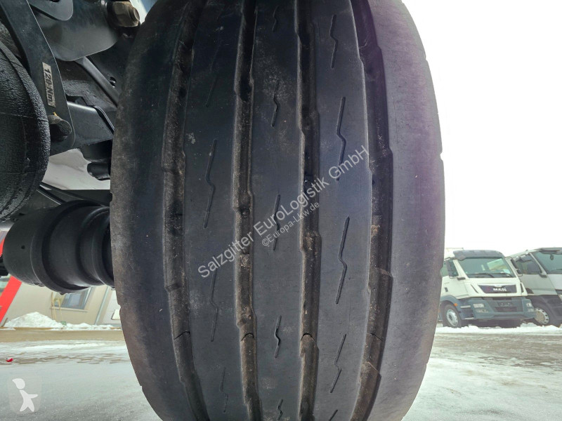 نصف مقطورة Krone