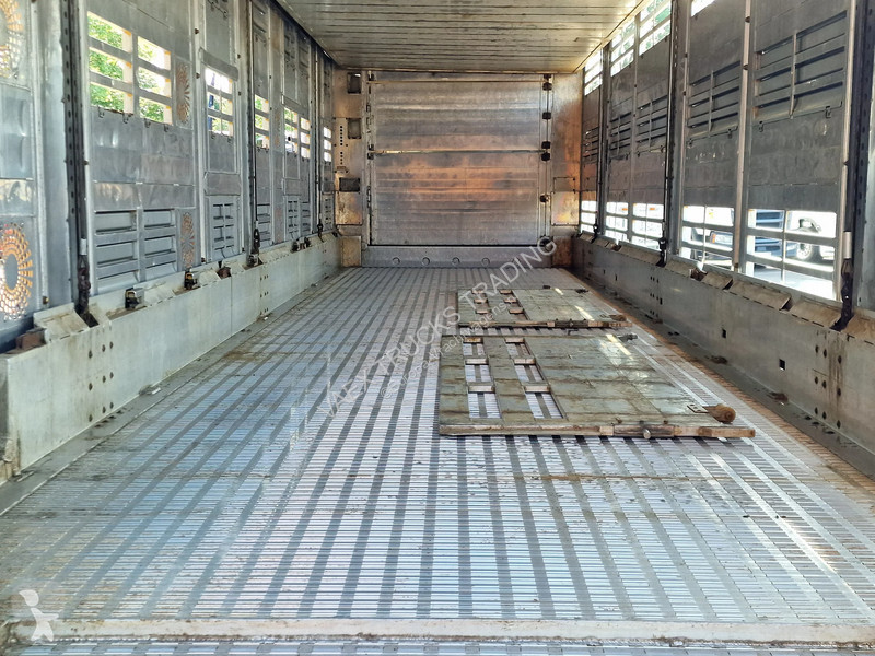 نصف مقطورة Finkl SAV35 - 3/3 deck livestock -...
