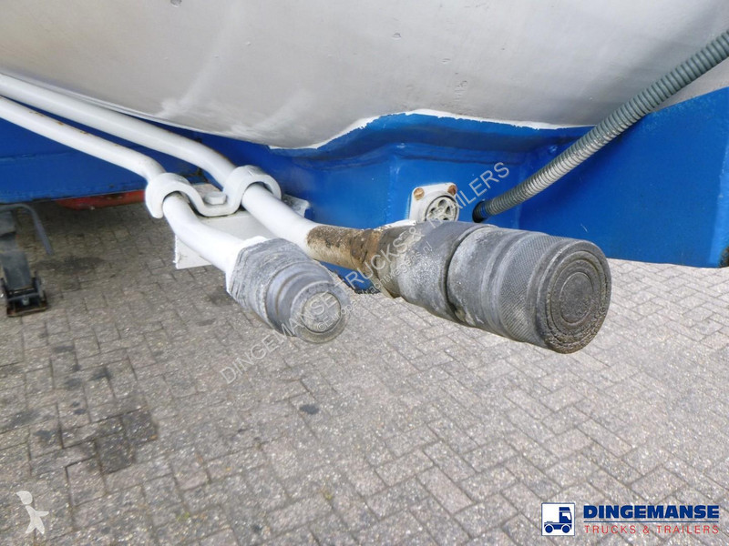 Oplegger  Gas tank steel 46.9 m3 / 1 comp + pump