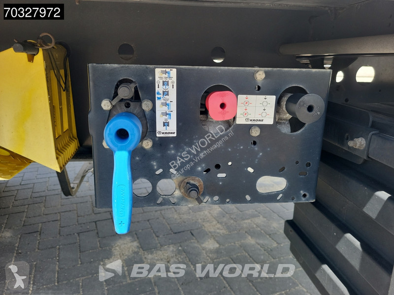 Krone 3 axles Closed semi-trailer