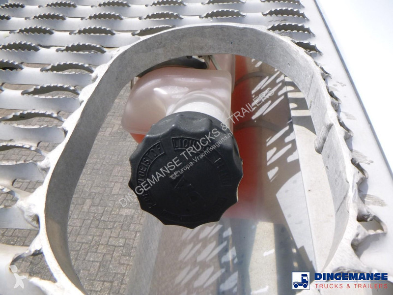نصف مقطورة Van Hool Food tank inox 28 m3 / 1 comp