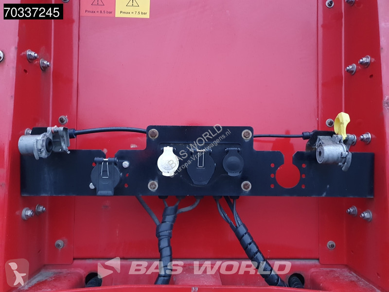 Kässbohrer 3 axles Extendable Lift + Steering...