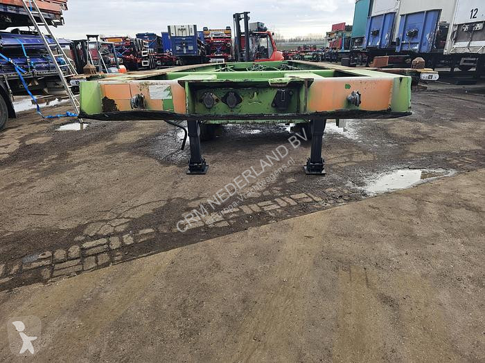 Semitrailer Renders Euro 700 2 axle 20 ft...