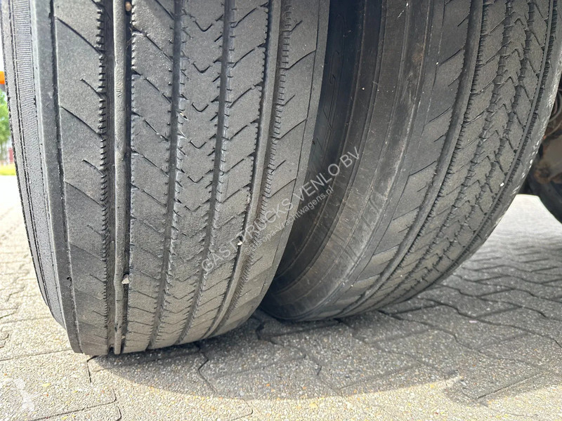Semitrailer Jumbo City / Thermo King SL-100 /...