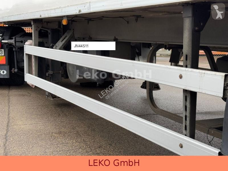 Semitrailer Fruehauf FST 4 FC Mit Carrier Vic...