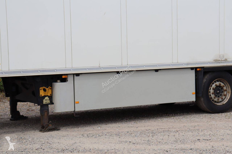 Semirremolque Schmitz Cargobull SCB*S3B