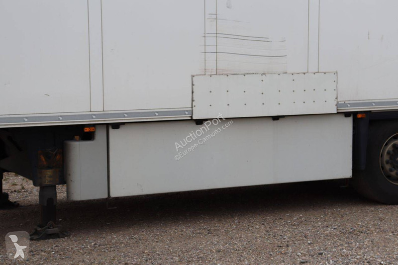Semirimorchio Schmitz Cargobull SCB*S3B