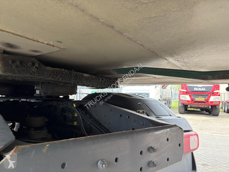 نصف مقطورة Schmitz Cargobull 2 axles + STEERING...