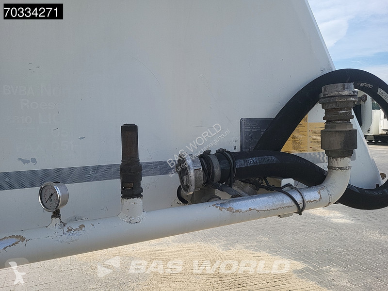 Félpótkocsi  APK 03-2027 39.000 Ltrs Lift Axle...