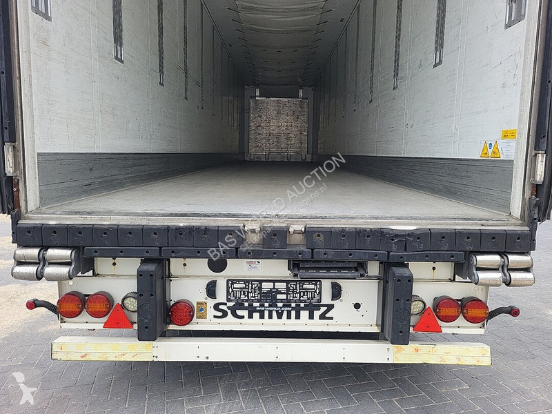 Semiremorca Schmitz Cargobull SCB*S3B