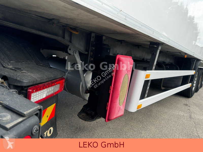 Semirimorchio Fruehauf Standort Budapest