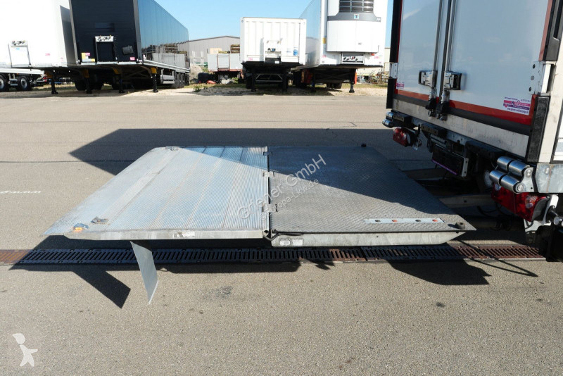 Schmitz Cargobull 24/ LBW 2500 kg UFB /DS/...