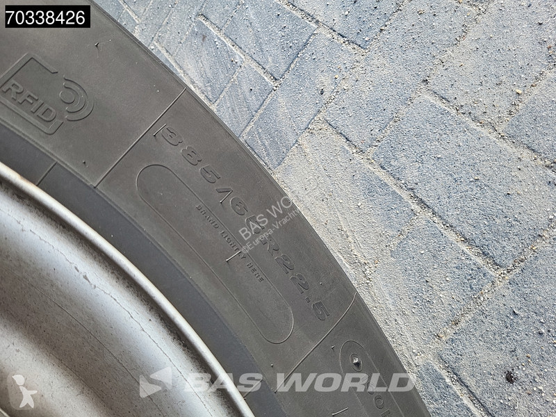 Heiwo HZO 39 3 axles Tailgate 250x260cm...