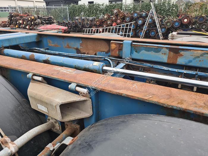 Semiremorca Fliegl 3 AXLE CONTAINER CHASSIS 40...