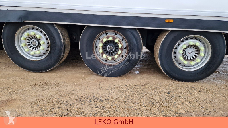 نصف مقطورة Fruehauf Frigo Semi 38T Vector 1850...