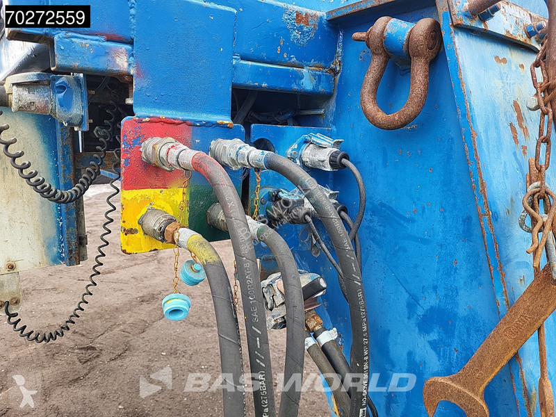 Semitrailer Nooteboom BAZ-66 4xLenkachse...