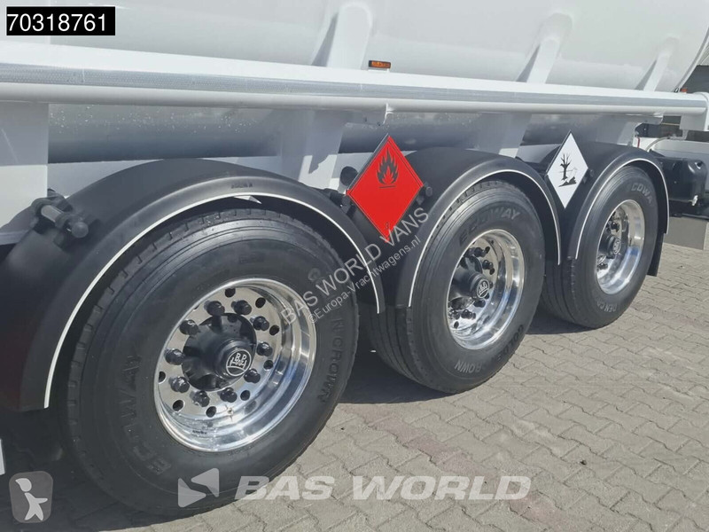 نصف مقطورة  LT 3 axles