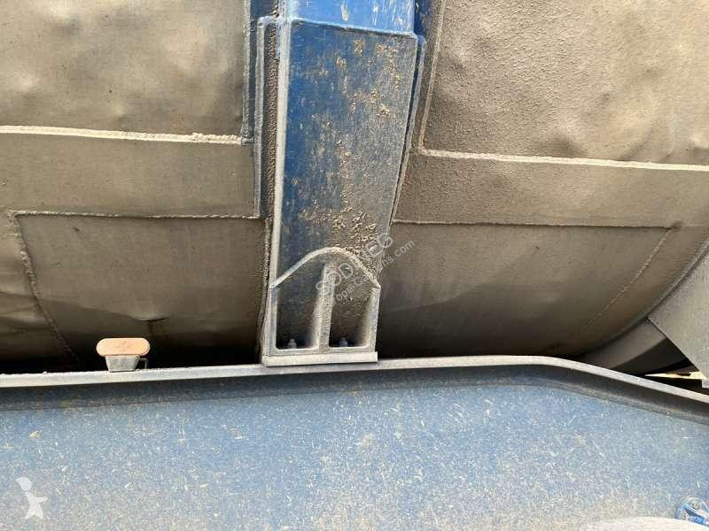 Semi remorque Benalu  3 ESSIEUX