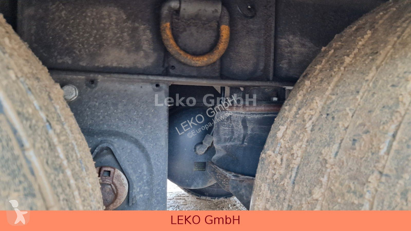 نصف مقطورة Fruehauf Frigo Semi 38T Vector 1850...