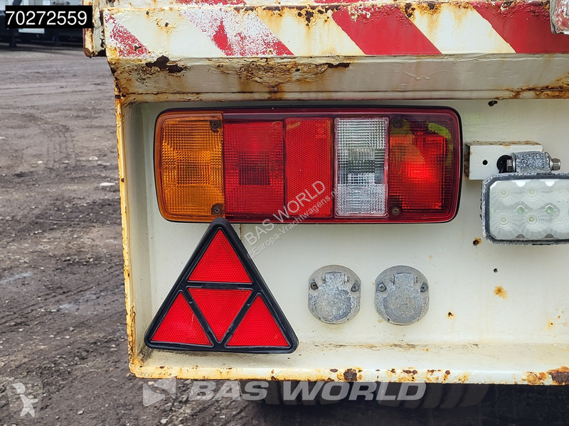 Semitrailer Nooteboom BAZ-66 4xLenkachse...