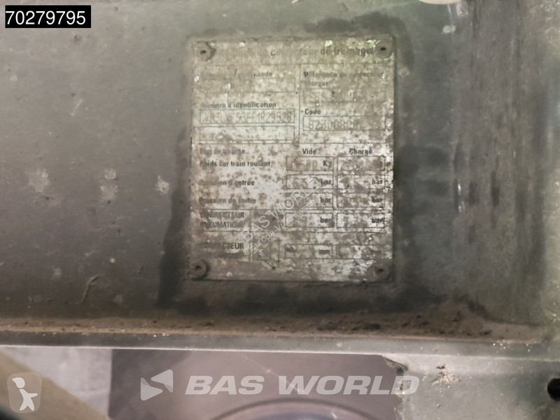 Semiremorca Lamberet SR2B-5T8-1B 3 axles Thermo...