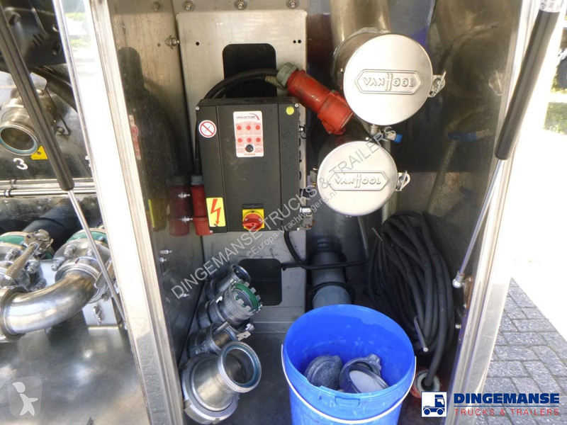 نصف مقطورة Van Hool Food tank inox 28.5 m3 / 3...