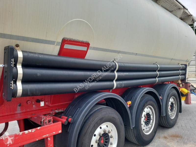 Semirremolque Spitzer SK 2766 CAL
