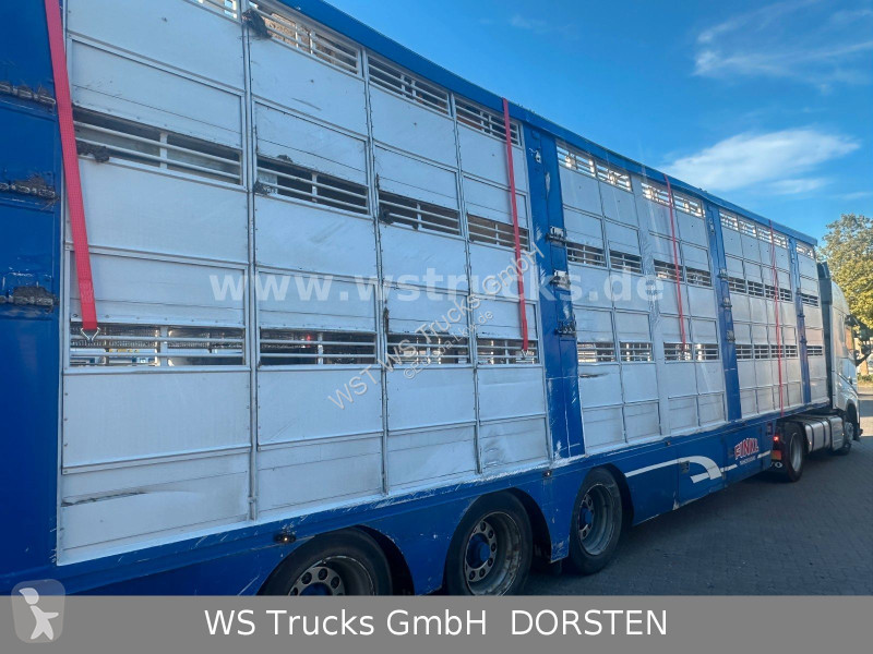 Semitrailer  Finkl  3 Stock Hubdach Typ 2...